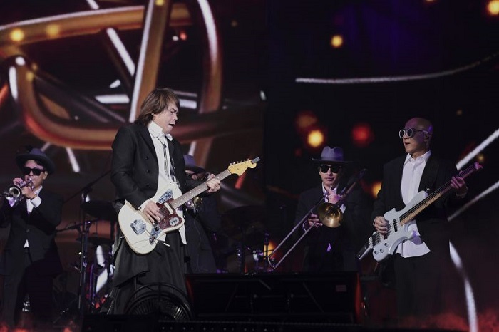 伍佰第七度攻小巨蛋，小巨蛋座無虛席。